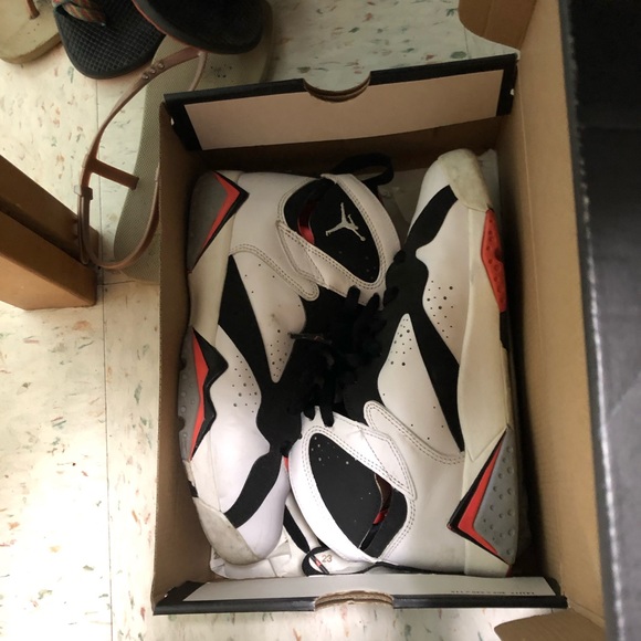 Jordan Retro’s - Picture 4 of 4